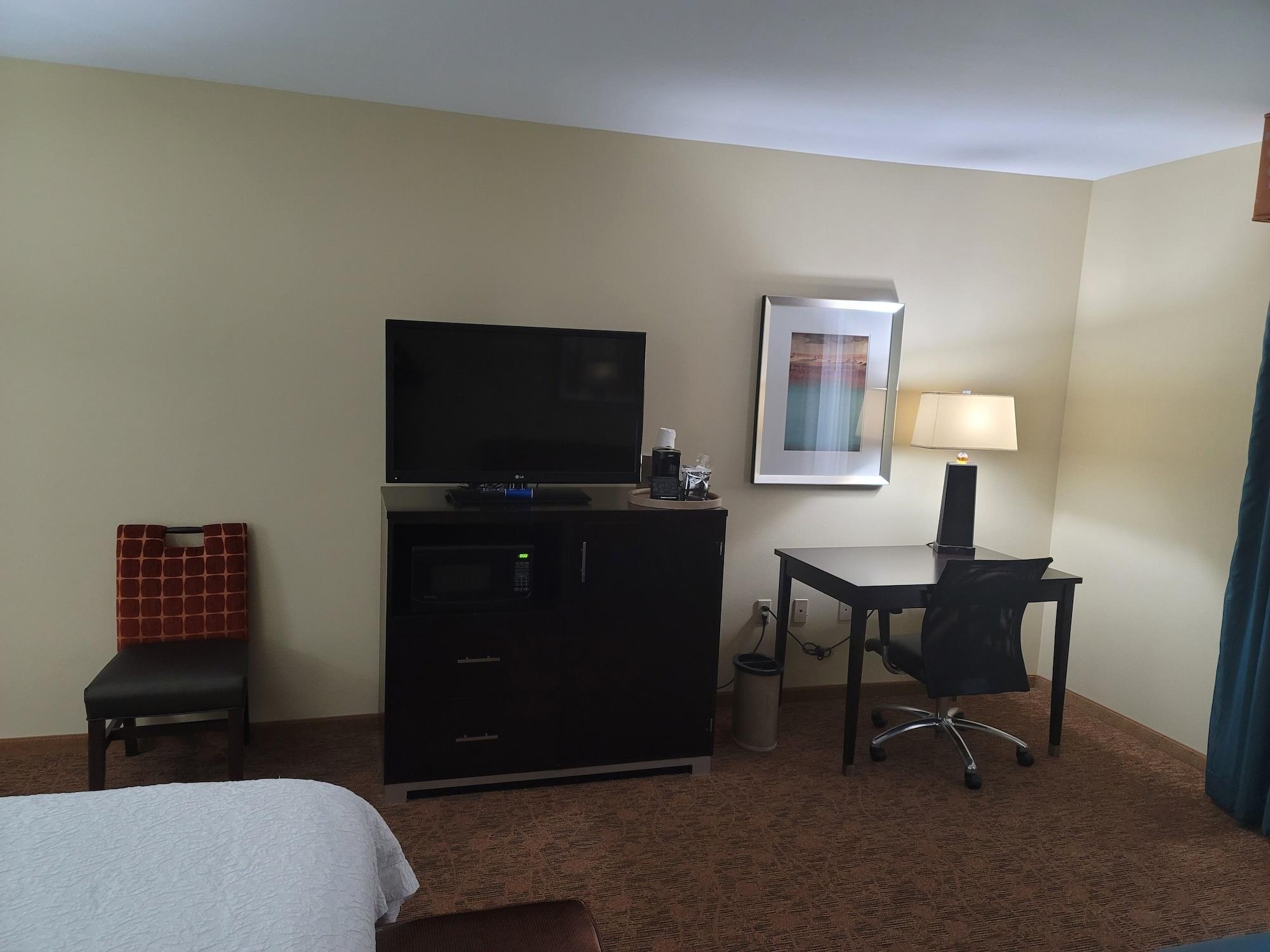 Hampton Inn Austin Oak Hill Экстерьер фото
