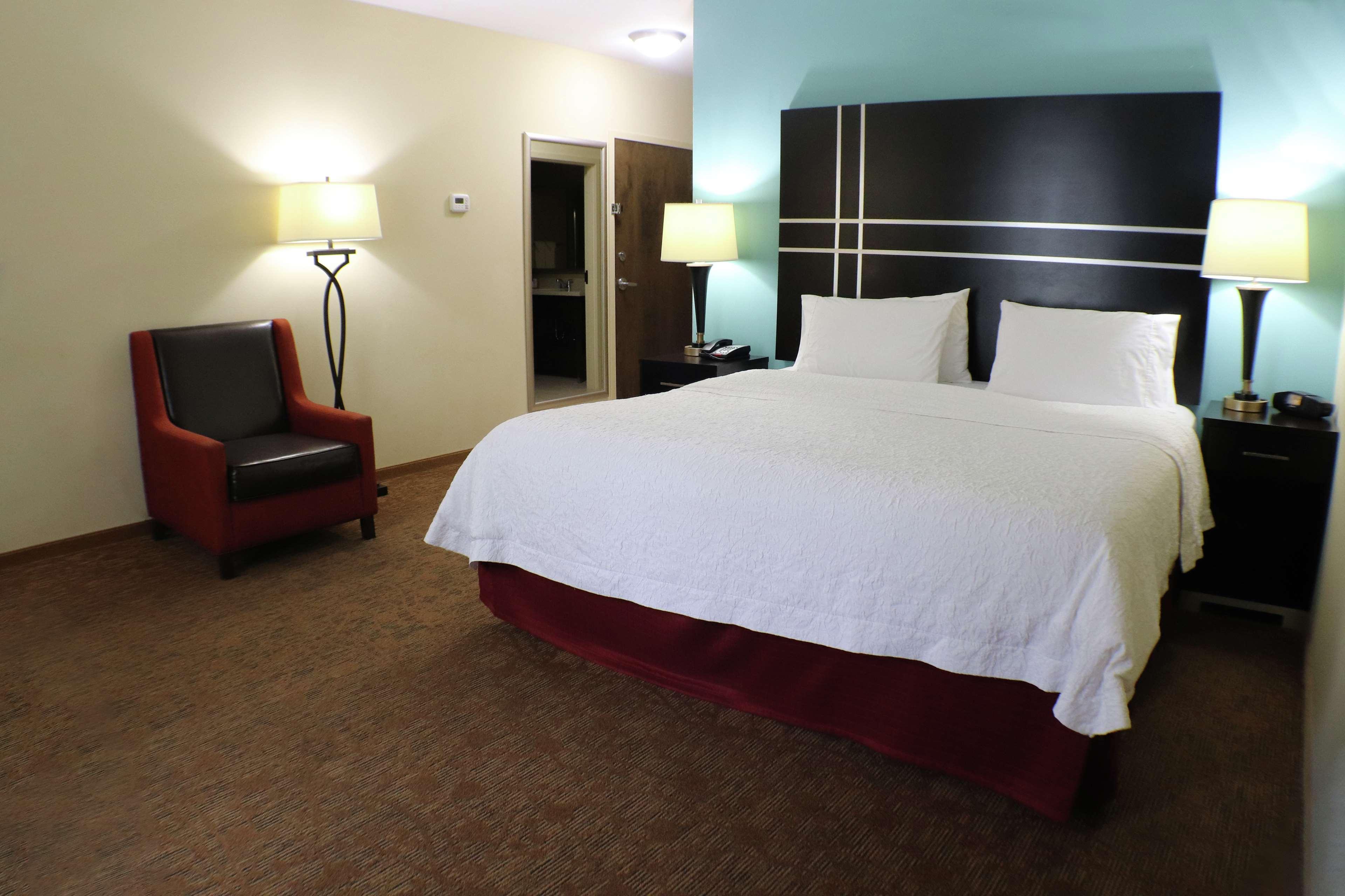 Hampton Inn Austin Oak Hill Экстерьер фото