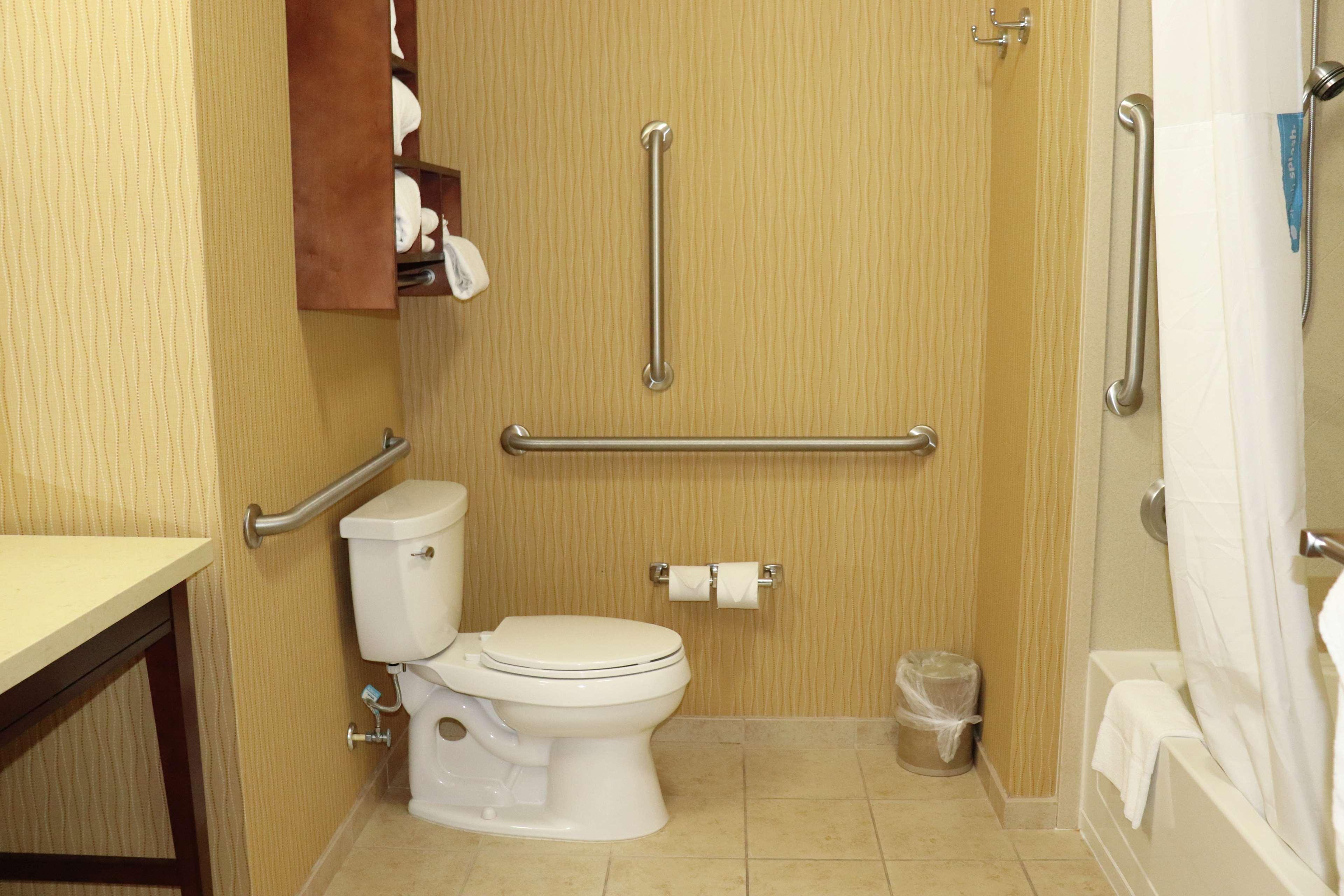 Hampton Inn Austin Oak Hill Экстерьер фото