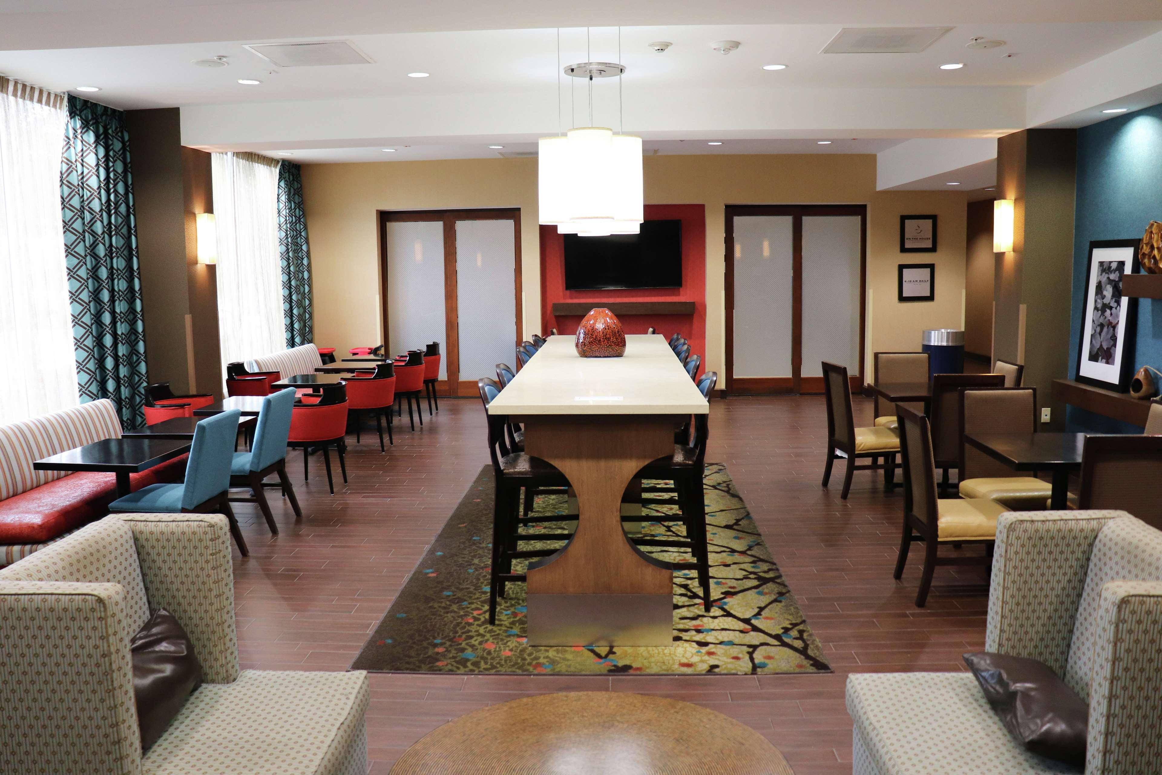 Hampton Inn Austin Oak Hill Экстерьер фото